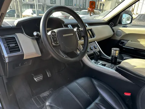 Land Rover