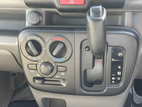 Nissan Clipper