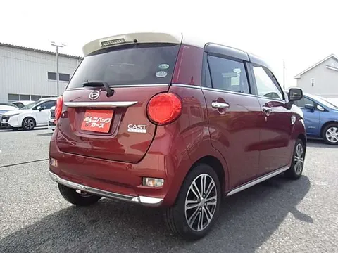 Daihatsu Cast