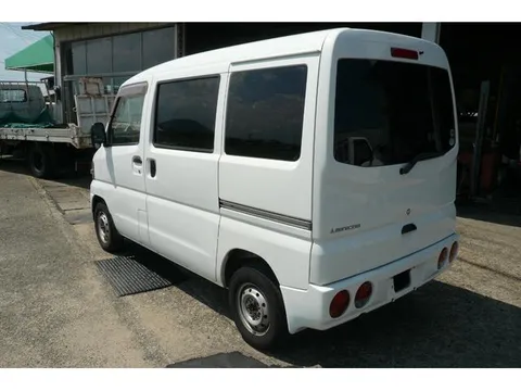 Mitsubishi Minicab Van