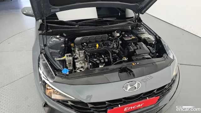 Hyundai Elantra (Avante)