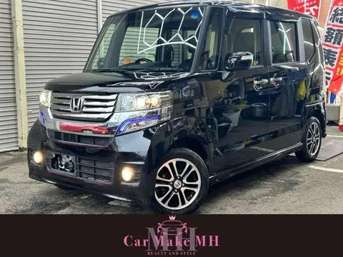 Honda N-BOX Custom