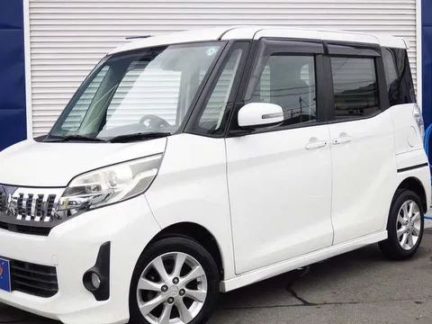 Mitsubishi eK Space Custom