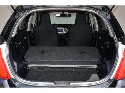 Toyota Yaris (Vitz)