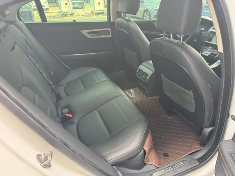 Jaguar XEL