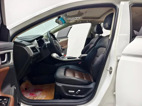 Geely Emgrand GL