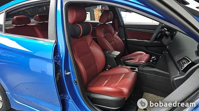 Hyundai Elantra (Avante)