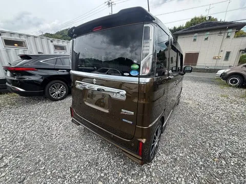 Suzuki Spacia Custom