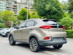 MG GS