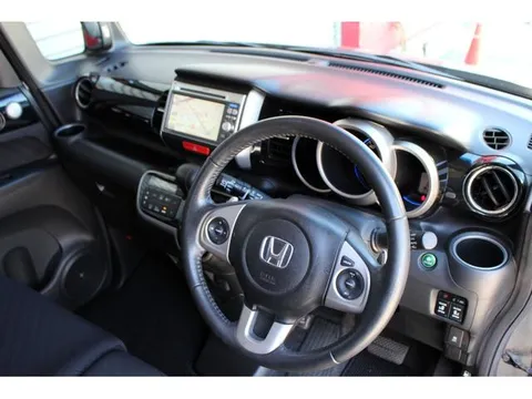 Honda N-BOX Plus Custom