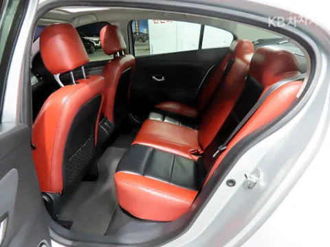 Renault SM3
