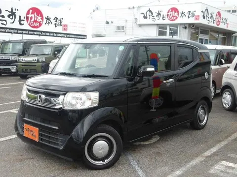 Honda N-BOX Slash