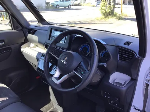 Mitsubishi Delica Mini