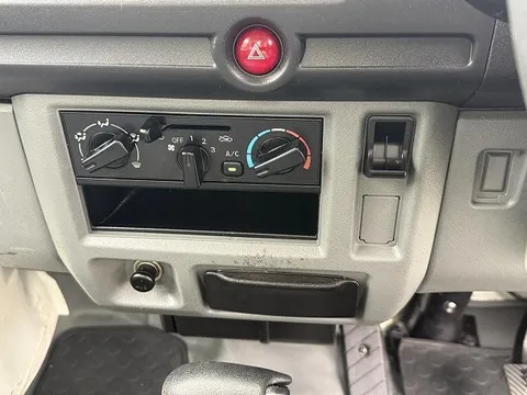 Nissan Clipper Truck