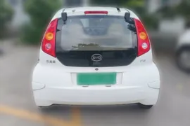 BYD F0