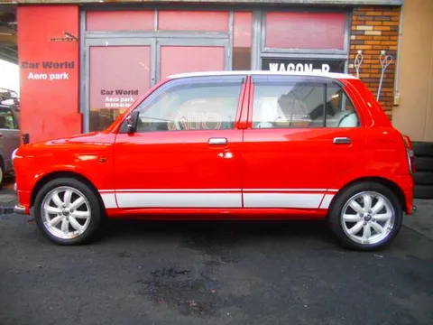 Daihatsu Mira Gino