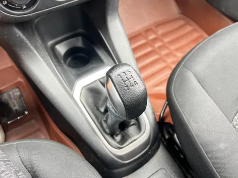 Peugeot 301