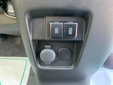 Suzuki Spacia Base