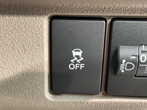 Honda N-BOX Joy