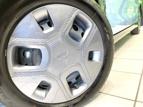 Mitsubishi Delica Mini