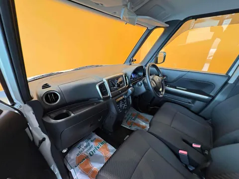 Suzuki Spacia Custom Z