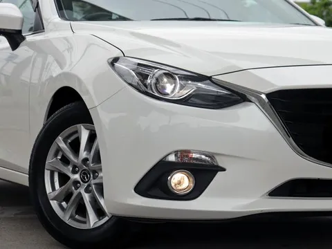 Mazda Axela Sport