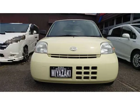 Daihatsu Esse