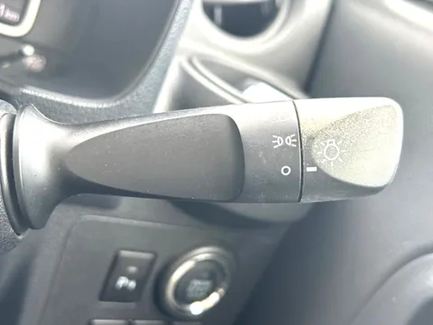Daihatsu Mira Tocot