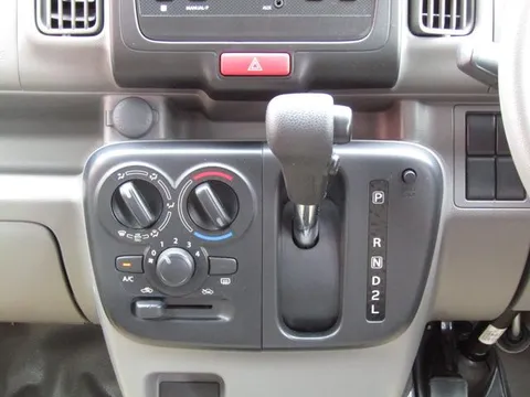 Nissan Clipper