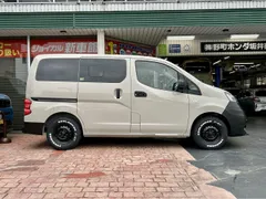 Nissan Vanette
