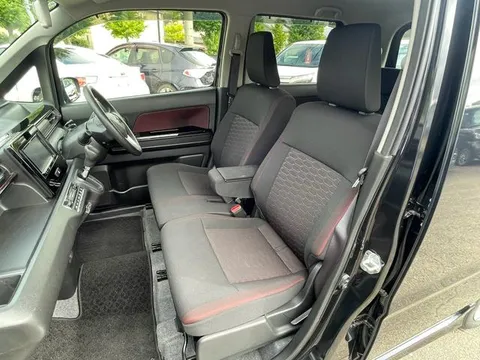 Suzuki Wagon R Stingray