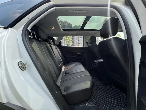 Peugeot 4008