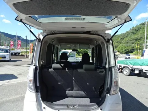 Mitsubishi eK Space Custom