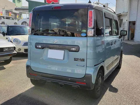 Suzuki Spacia Gear