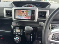 Toyota Pixis Mega