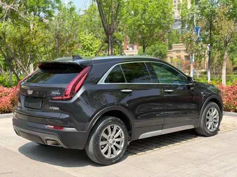 Cadillac XT4