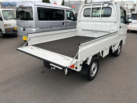 Nissan Clipper Truck