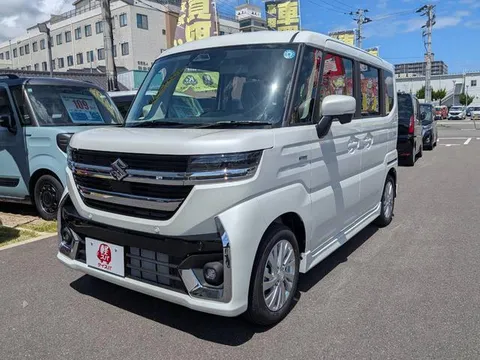 Suzuki Spacia