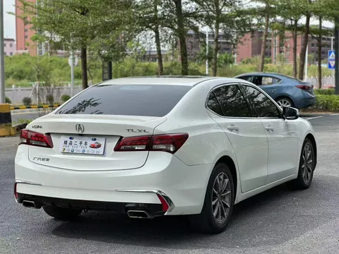 Acura TLX-L