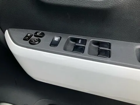 Mazda Flair Crossover