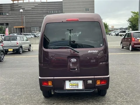 Daihatsu Atrai Wagon