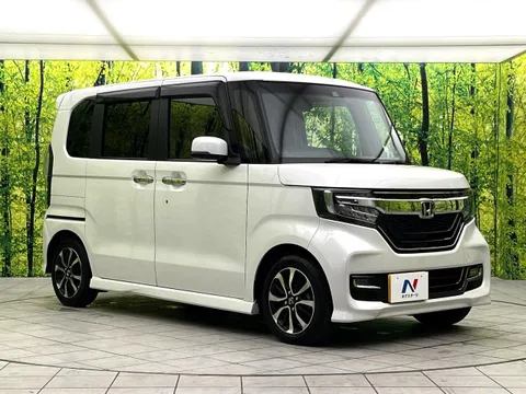 Honda N-BOX Custom