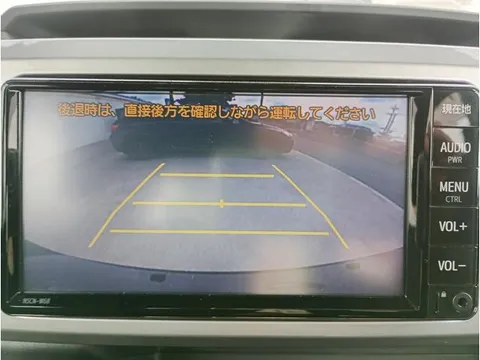 Toyota Pixis Mega