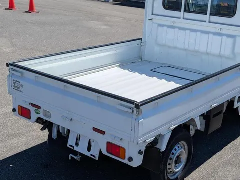 Nissan Clipper Truck