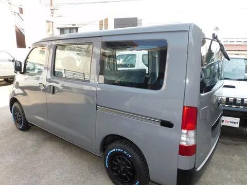 Toyota TownAce Van