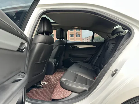 Cadillac ATS-L