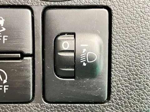 Daihatsu Mira Tocot