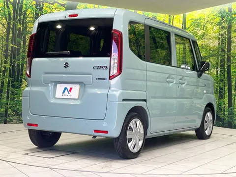 Suzuki Spacia