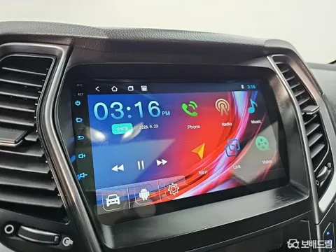 Hyundai Grand Santa Fe (Maxcruz)