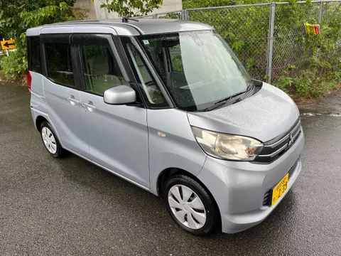 Mitsubishi eK Space